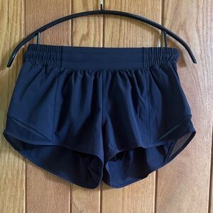 Lululemon Shorts 6R